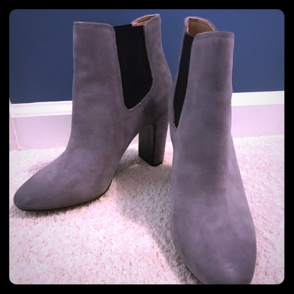 Grey booties with heel